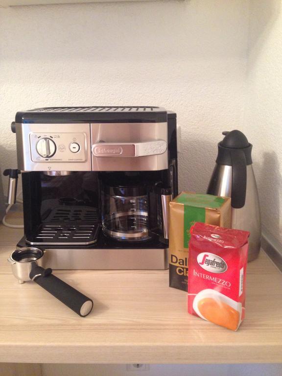 Guest Appartements Mit 2 Getrennten Schlafzimmern Fuer 4 Personen 24H Check In 알렌 외부 사진