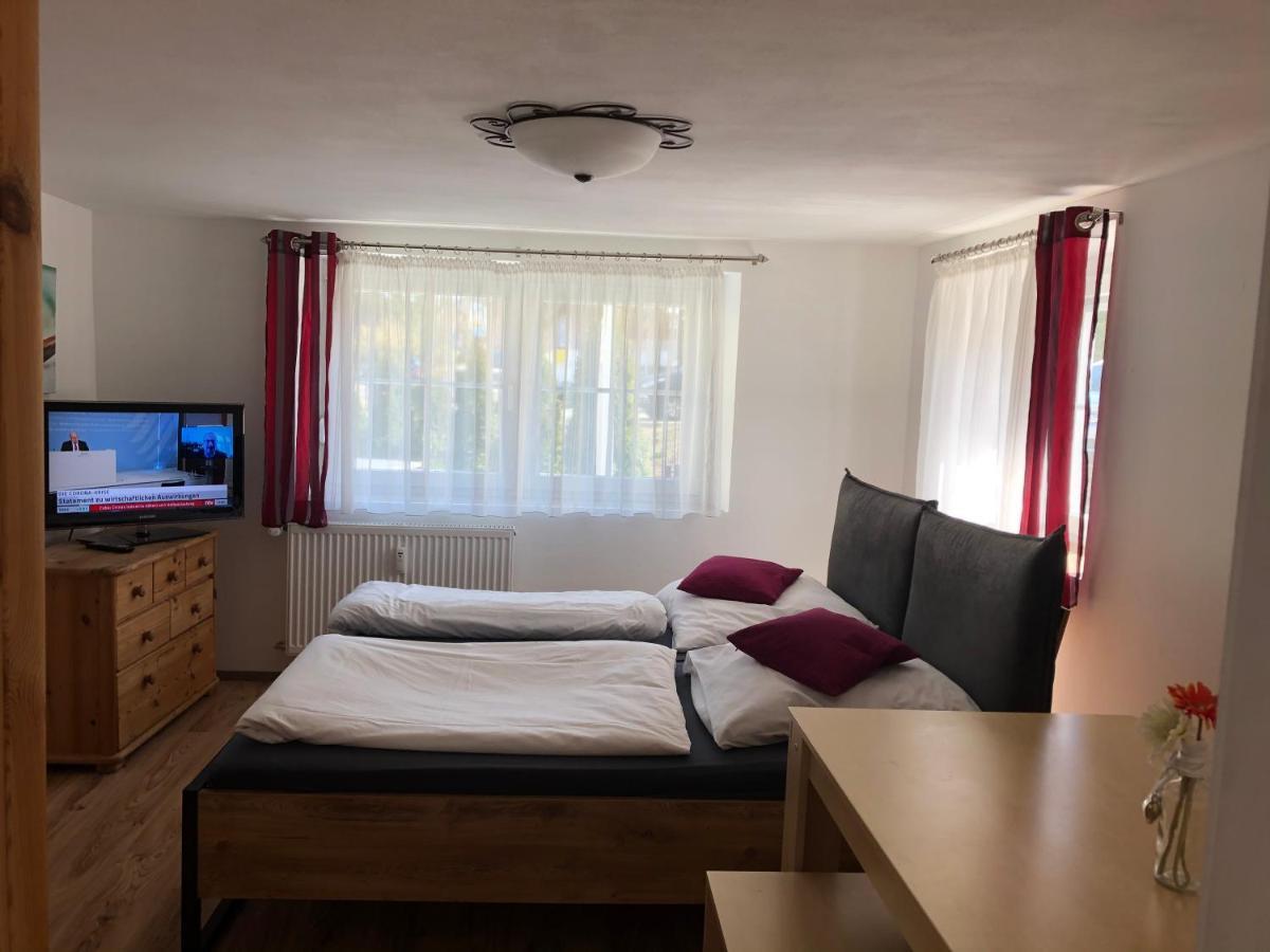 Guest Appartements Mit 2 Getrennten Schlafzimmern Fuer 4 Personen 24H Check In 알렌 외부 사진
