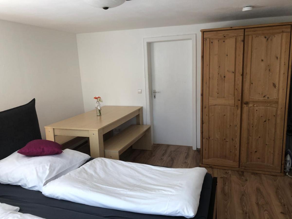 Guest Appartements Mit 2 Getrennten Schlafzimmern Fuer 4 Personen 24H Check In 알렌 외부 사진